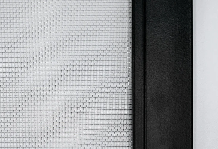 Edelstahlgewebe-silber_732x500
